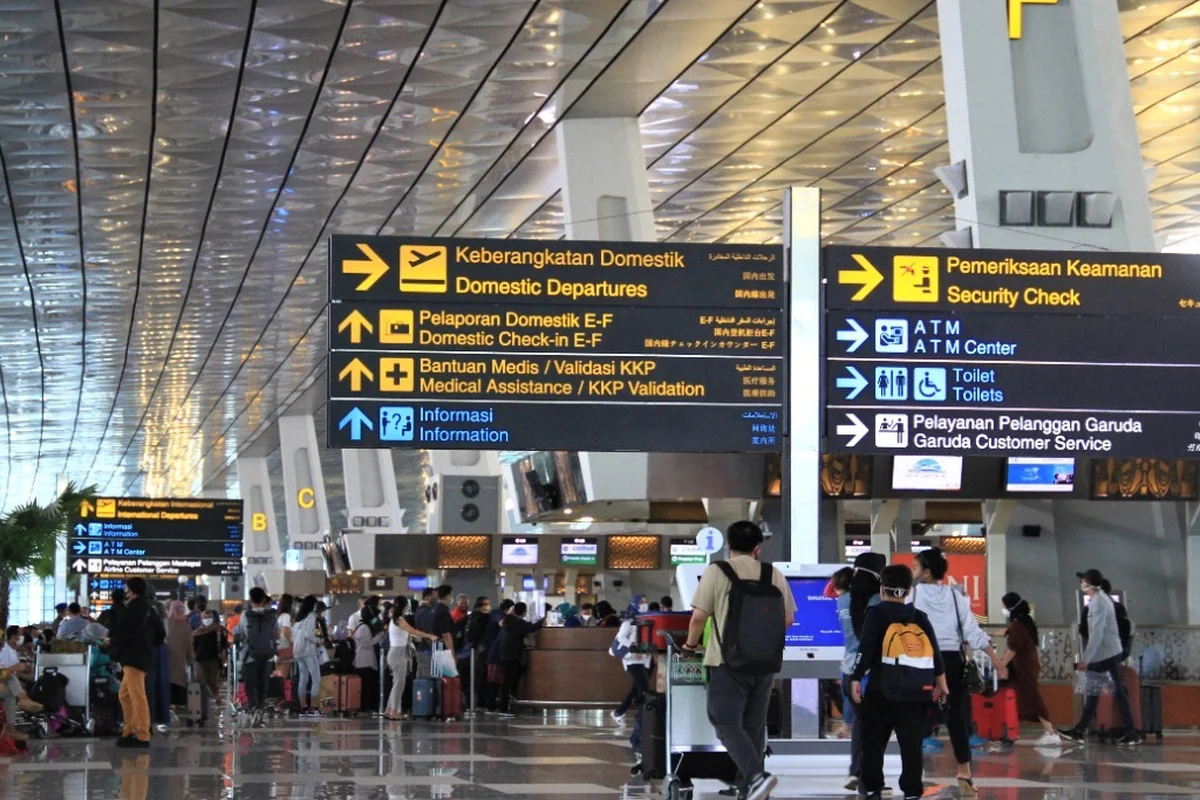 Travel Cilacap Bandara Soetta